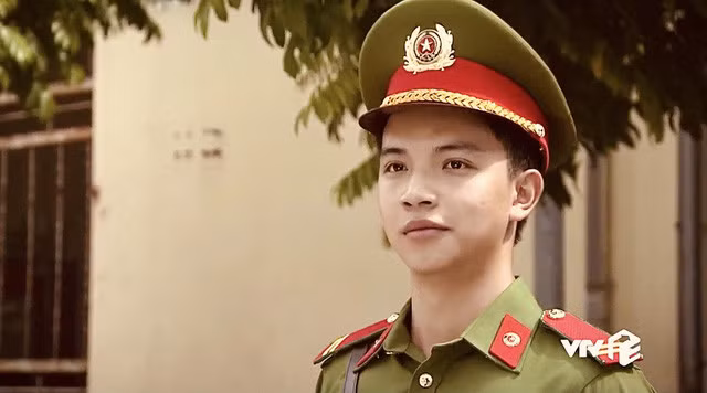 Cuộc đời vẫn đẹp sao: Con trai hết nước chấm của ông Lưu ngoài đời điển trai, đa tài - Ảnh 4.