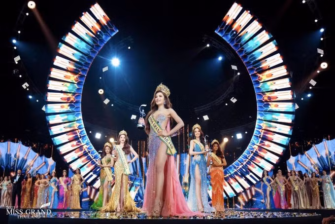 Thaweeporn Phingchamrat có những bước đi đầu tiên trên cương vị tân hoa hậu. Ảnh: Miss Grand Thailand