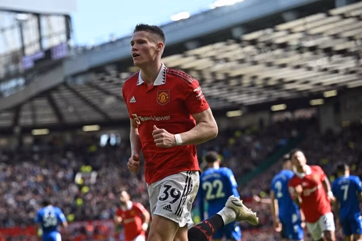 McTominay ghi bàn mở tỷ số.