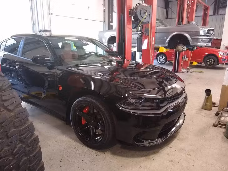 Có những cửa hàng sẵn sàng chẩn đoán bệnh sai để tăng chi phí - Ảnh minh họa: Carscoops