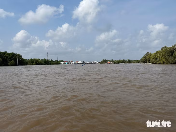 Đoạn sông Bảy Háp nơi xảy ra vụ tai nạn nước chảy xiết và rất sâu - Ảnh: THANH HUYỀN
