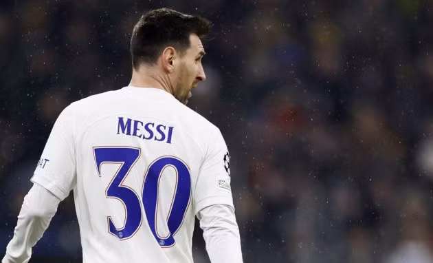 Messi được đề nghị mức lương khổng lồ.