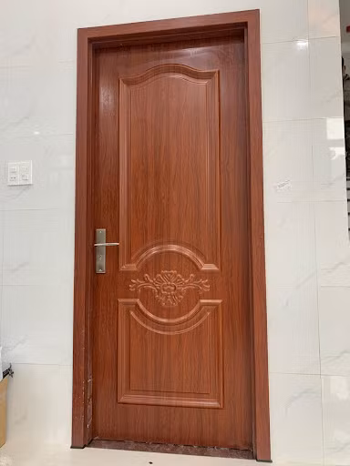 Phương Trang Window - Cửa nhựa giả gỗ cho không gian nội thất sang trọng và ấm cúng ảnh 2