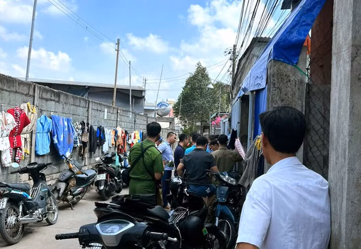 Công an thành phố Biên Hòa đến khu vực hiện trường.