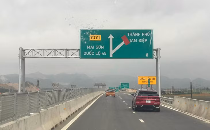 Nút giao Mai Sơn- TP. Tam Điệp (Ảnh: N. Huyền)