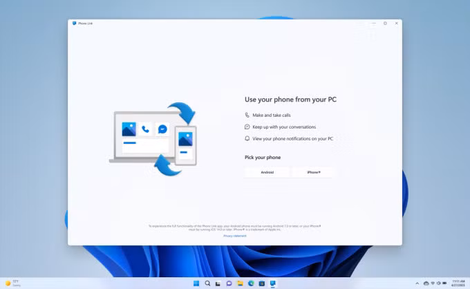 Phone Link chạy trên Windows 11.