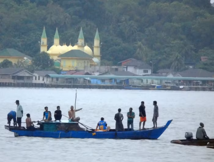 chìm tàu cao tốc chở 78 người tại indonesia, ít nhất 11 người thiệt mạng