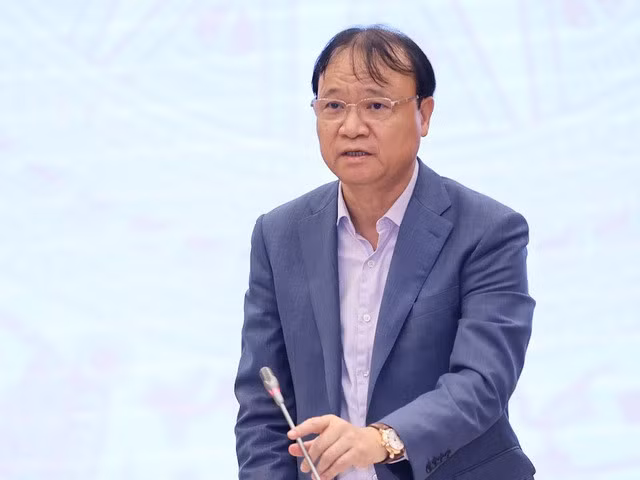 Thứ trưởng Bộ Công Thương Đỗ Thắng Hải: Dự thảo Nghị định về kinh doanh xăng dầu sẽ được xây dựng phù hợp với tình hình thực tiễn, công khai, minh bạch, hiệu quả và hài hòa lợi ích của Nhà nước, người dân và doanh nghiệp - Ảnh: VGP/Nhật Bắc