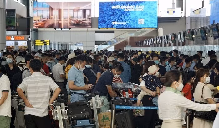 thí điểm dùng căn cước gắn chíp xác thực khách tại sân bay nội bài