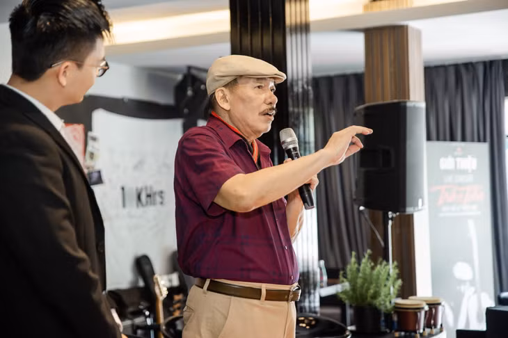 Nhạc sĩ Trần Tiến chia sẻ về hành trình 50 năm gắn bó với âm nhạc.