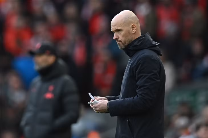 Ten Hag sẽ phải lên phương án thay thế De Gea. Ảnh: AFP