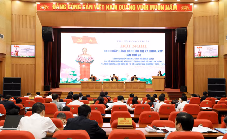 Quang cảnh hội nghị.