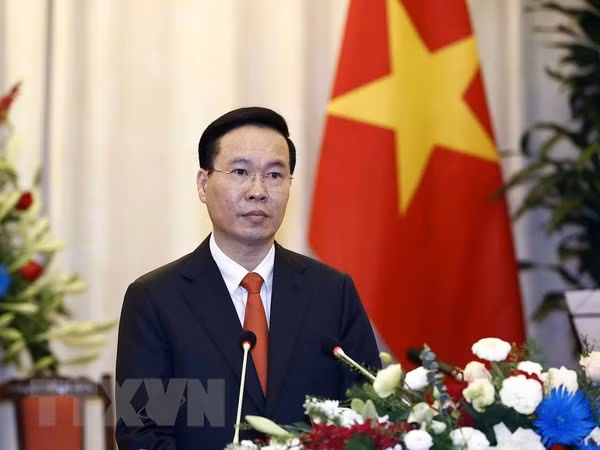 Chu tich nuoc se tham du Le dang quang cua Nha vua Anh Charles III hinh anh 1