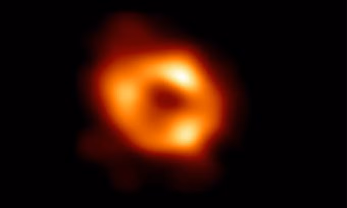 Ảnh chụp hố đen Sagittarius A*. Ảnh: EHT