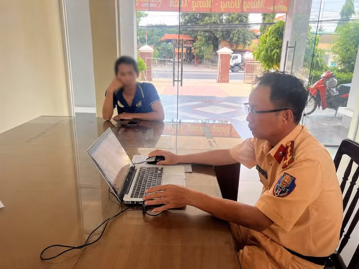 Ông L. làm việc với cơ quan công an