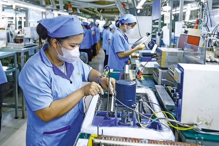 Chuyên gia nhấn mạnh Việt Nam nên ưu tiên những dòng vốn FDI công nghệ cao. (Ảnh minh họa)