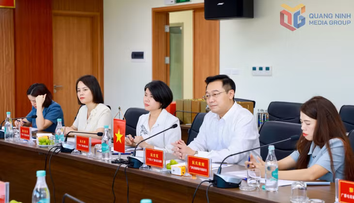 Đồng chí Nguyễn Thế Lãm, Giám đốc Báo và Phát thanh, Truyền hình Quảng Ninh và...