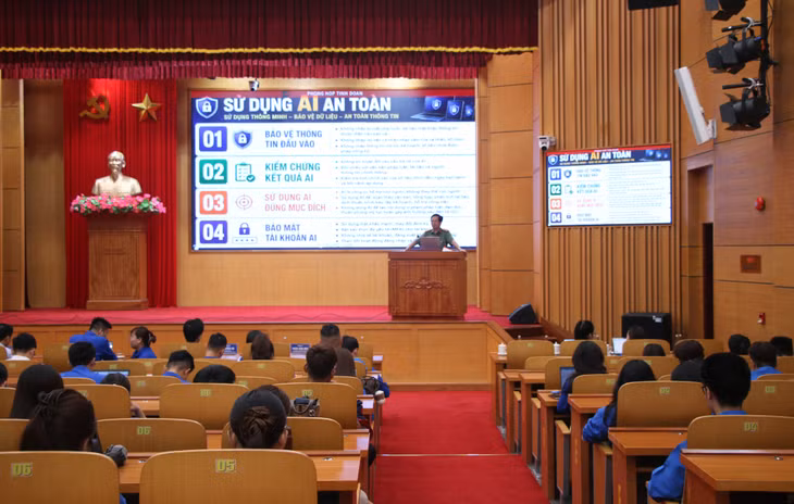 Hội nghị chuyên đề