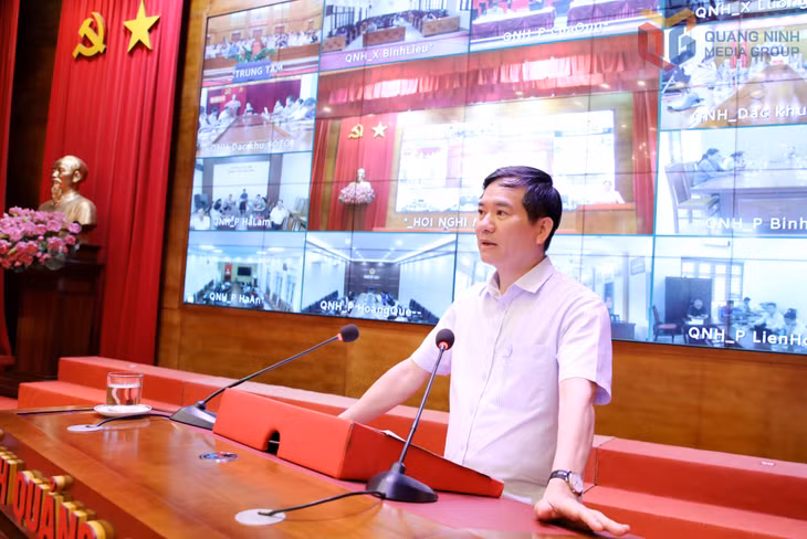 Đồng chí Vũ Quyết Tiến, Phó Bí thư Tỉnh ủy, Chủ tịch Ủy ban MTTQ tỉnh, phát biểu chỉ đạo tại hội nghị.