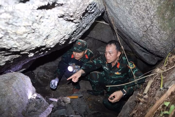 Đến thời điểm hiện tại, lực lượng chức năng Đà Nẵng tìm thấy tổng cộng 8 hài cốt liệt sĩ ở hang Đá Sập.