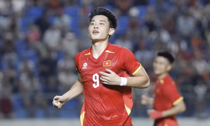 Đình Bắc không bị cấm thi đấu ở ASEAN Cup 2026. (Ảnh: Như Đạt)