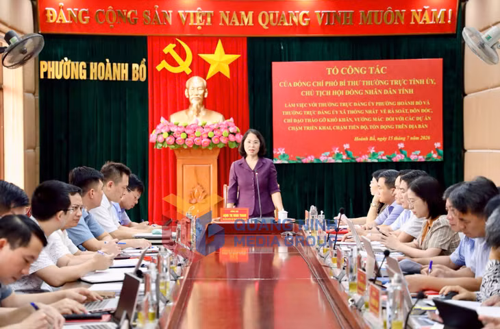 Đồng chí Trịnh Thị Minh Thanh, Phó Bí thư Thường trực Tỉnh ủy, Chủ tịch HĐND tỉnh, Tổ trưởng Tổ công tác, phát biểu kết luận (7-2026). Ảnh: Mạnh Trường