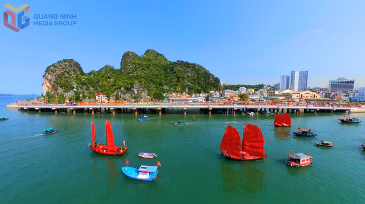 Quảng Ninh là trung tâm du lịch hàng đầu của miền Bắc và cả nước.