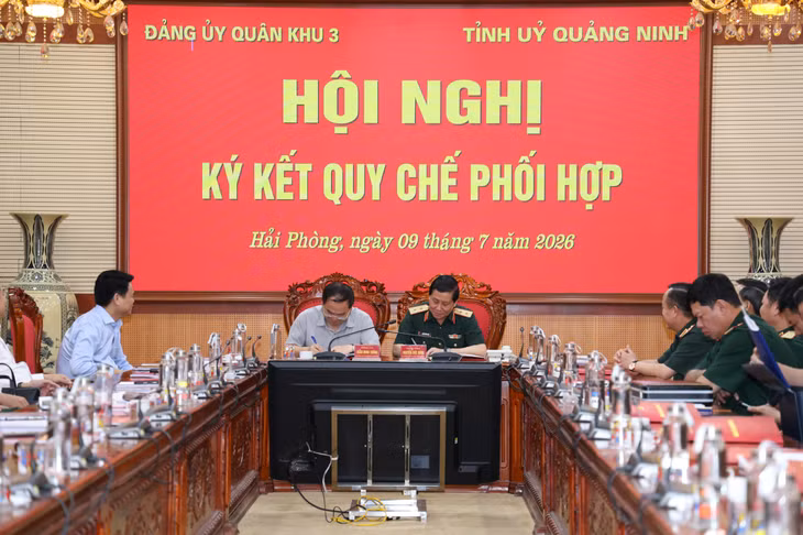 Lãnh đạo Đảng ủy Quân khu 3 và các tỉnh, thành ủy trên địa bàn Quân khu.