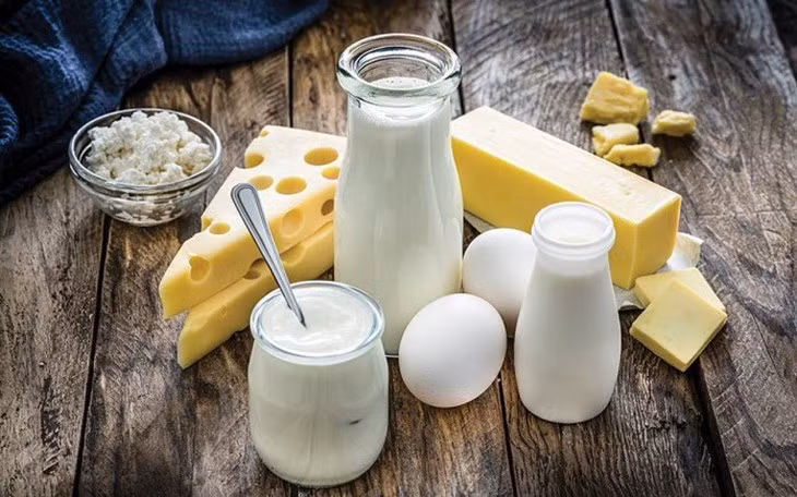 Sữa và các sản phẩm từ sữa giúp cung cấp nhiều vitamin và khoáng chất cần thiết cho cơ thể.