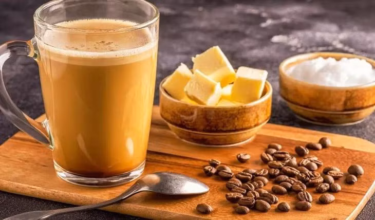 Bulletproof coffee không chỉ là một thức uống đơn thuần mà còn là một công cụ hỗ trợ hiệu quả trong việc giảm cân và cải thiện năng lượng.