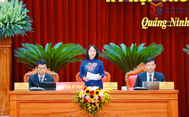Đồng chí Đồng chí Trịnh Thị Minh Thanh, Phó Bí thư Thường trực Tỉnh uỷ, Chủ tịch HĐND tỉnh kết luận chất vấn.