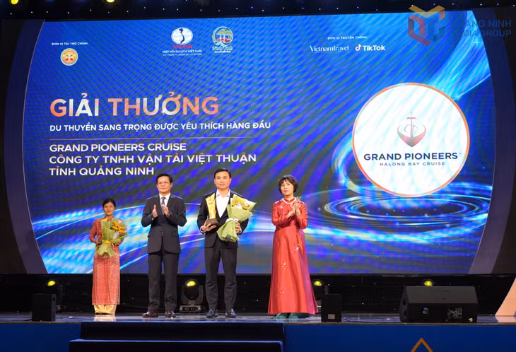Các thương hiệu tàu du lịch trên Vịnh Hạ Long được vinh danh ở hạng mục 