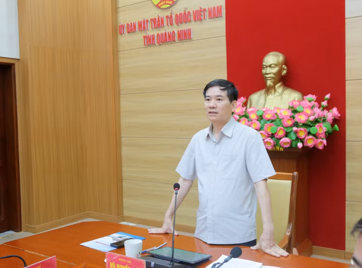 Đồng chí Vũ Quyết Tiến, Phó Bí thư Tỉnh ủy, Chủ tịch Ủy ban MTTQ tỉnh, kết luận hội nghị.