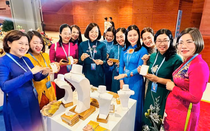 Không gian trưng bày của phụ nữ Quảng Ninh tại Đại hội đại biểu Phụ nữ toàn quốc lần thứ XIV.