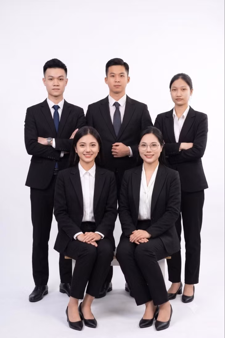 Đội ngũ LTV Law.