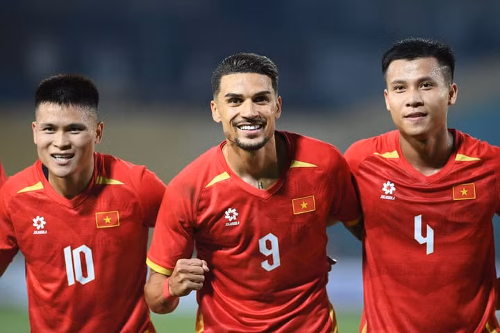 Hoàng Hên mang theo niềm tin của đội tuyển Việt Nam.