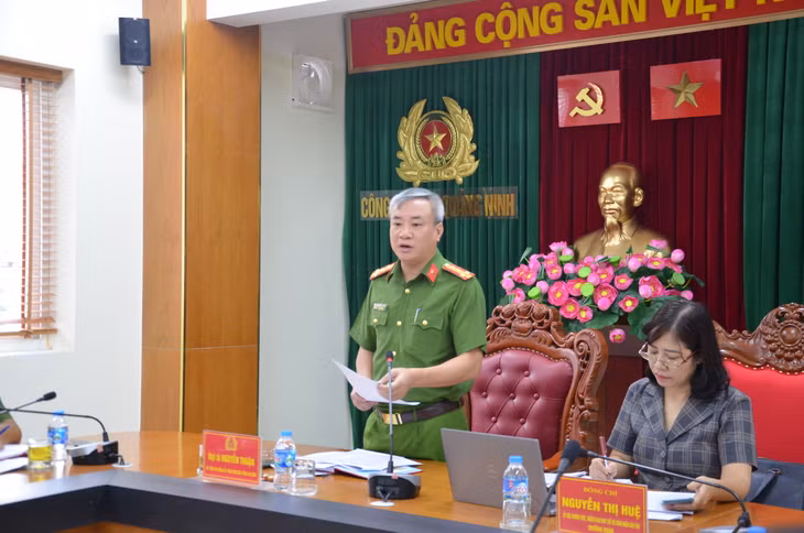 Lãnh đạo Công an tỉnh báo cáo các mặt công tác trong thực hiện nhiệm vụ thi hành án hình sự.