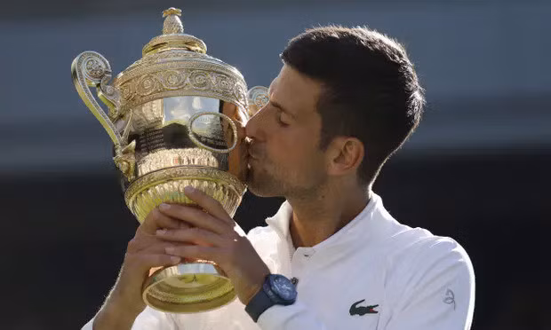 Djokovic vô địch Wimbledon ở bốn kỳ giải gần nhất, vào các năm 2018, 2019, 2021, 2022. Ảnh: AP