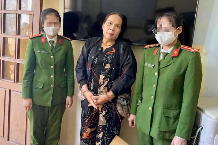Đối tượng Hằng bị bắt tạm giam (Ảnh: Cơ quan công an cung cấp).
