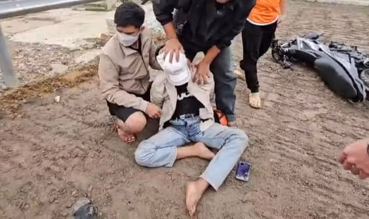 Bắt quả tang đối với đối tượng Hồ Văn Nguyên.