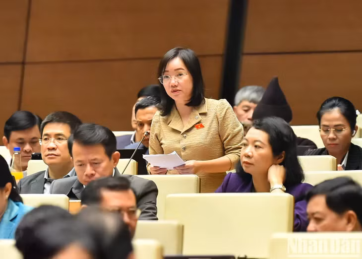 Đại biểu Thái Thị An Chung - Đoàn đại biểu Quốc hội tỉnh Nghệ An. (Ảnh: THỦY NGUYÊN)