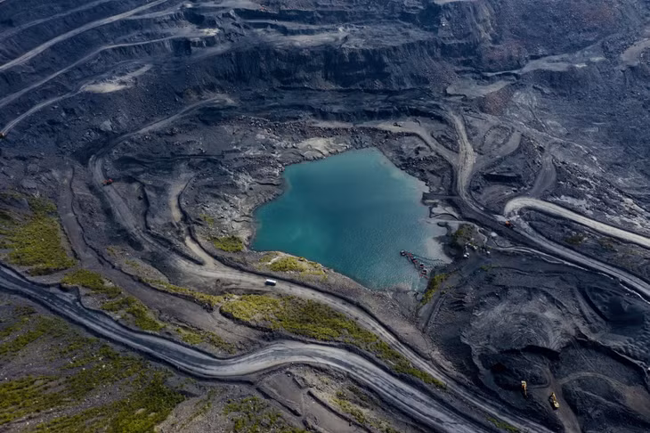 Công ty CP Than Cao Sơn đang đẩy nhanh tiến độ kết thúc khai thác moong Khe Chàm II.