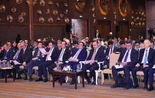 Thủ tướng Phạm Minh Chính dự Diễn đàn Doanh nghiệp Việt Nam-Thổ Nhĩ Kỳ. Ảnh: Dương Giang-TTXVN
