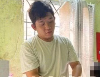 Dương Nguyễn Bình Minh.