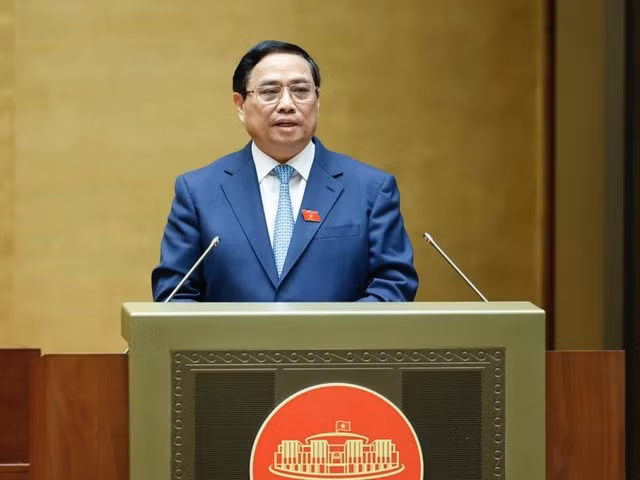 Thủ tướng Phạm Minh Chính trình bày Báo cáo giải trình, làm rõ thêm một số vấn đề được các vị đại biểu Quốc hội, đ