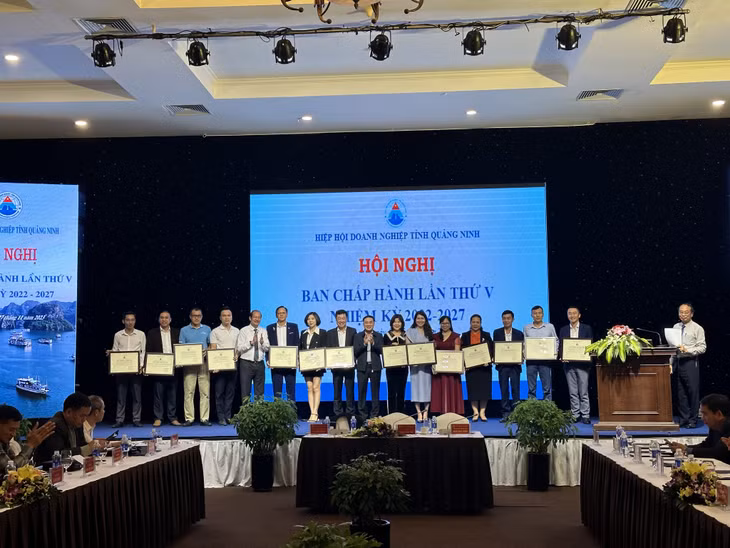 Hiệp hội Doanh nghiệp tỉnh kết nạp 15 hội viên mới.