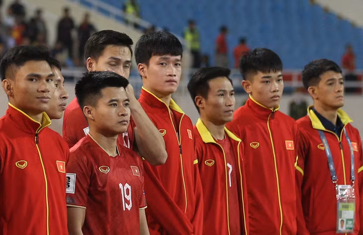 và việc Hoàng Đức không được sử dụng dưới thời ông Troussier nên là chuyện bình thường