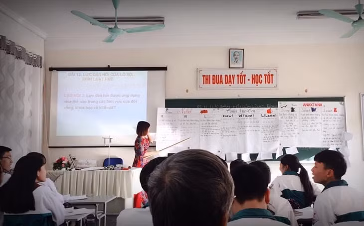 Một tiết học thực nghiệm của giáo viên trường THPT Hoàng Văn Thụ chuẩn bị cho Hội thi Giáo viên dạy giỏi THPT tỉnh Quảng Ninh năm 2023.( Ảnh cơ sở cung cấp)