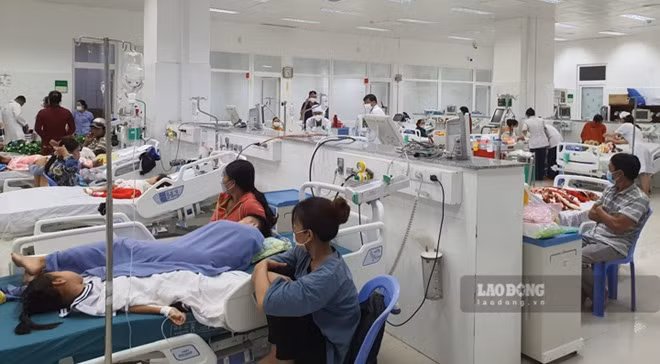Sức khỏe các em học sinh tạm thời ổn định, vẫn được tiếp tục theo dõi thêm. Ảnh: Nguyên Anh