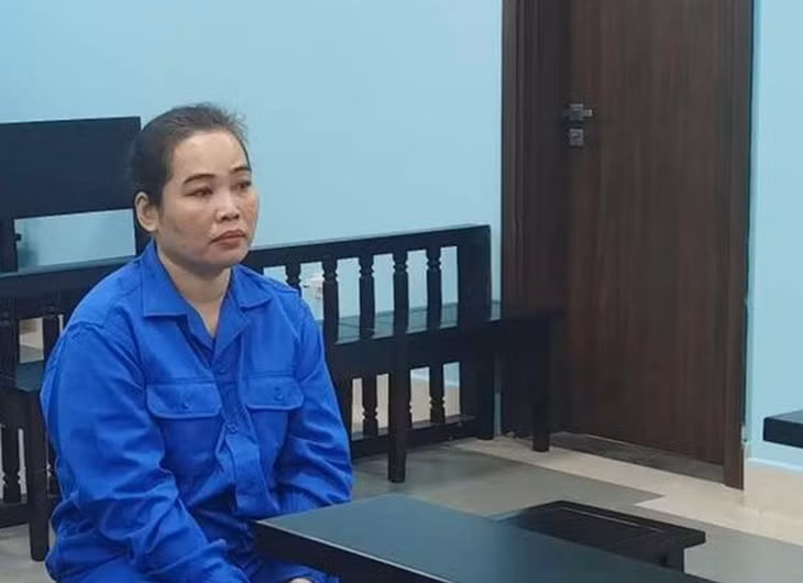Phạm Thị Vân tại phiên tòa (Ảnh: T.N.).